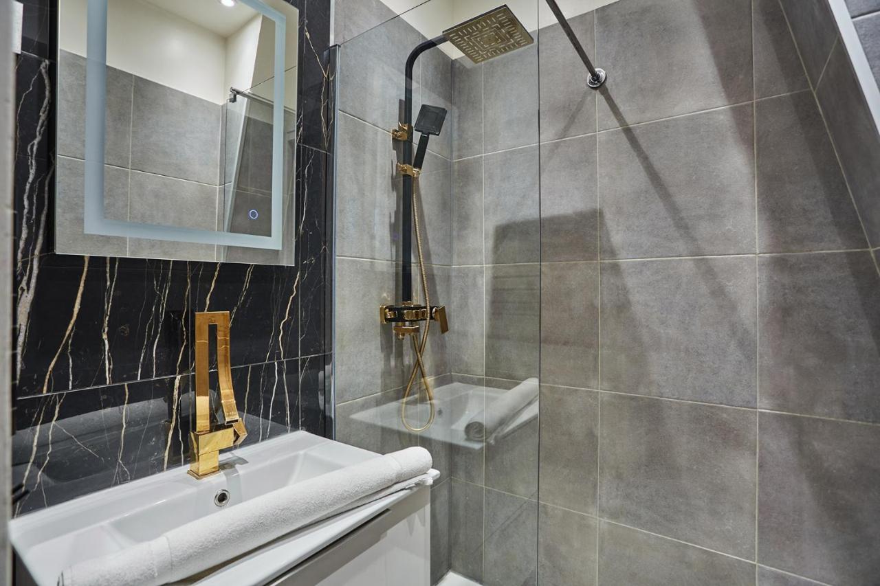Residence Tour Eiffel By Studio Prestige Paris Luaran gambar